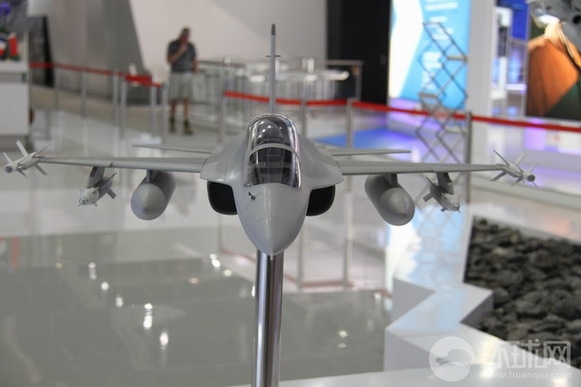 L-15“猎鹰”高级教练机