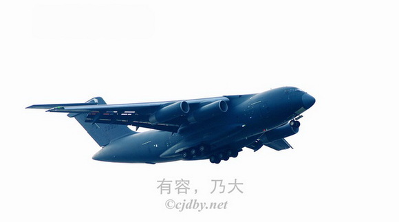 网络上最新曝光的运-20大型运输机试飞照（超大军事 永远那朵云 供图）
