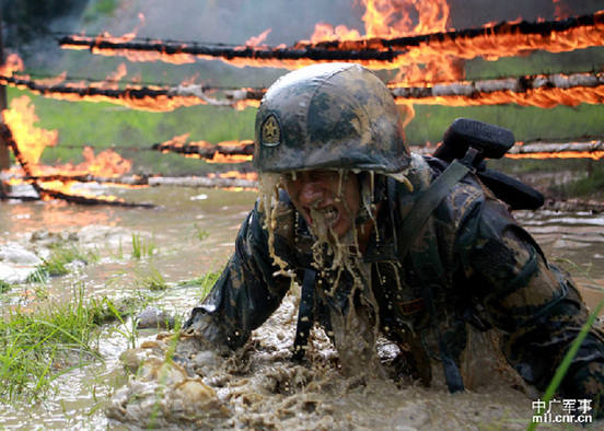 我军特种兵极限猎人训练曝光