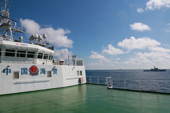 中国海警7艘舰船编队在钓鱼岛领海内巡航 中国海警7艘舰船编队在钓鱼岛领海内巡航