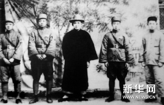 高清：《习仲勋在延安》画册出版 多幅照片首次公开【6】