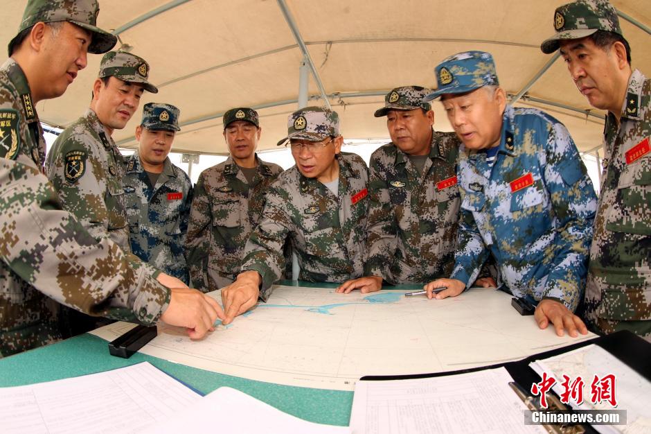 “联合-2014B”渡海登陆联合实兵演习打响