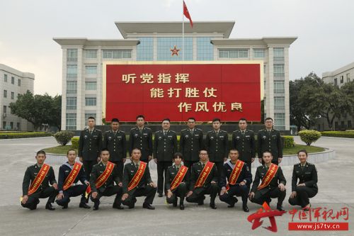驻香港部队深圳基地某团一场别开生面的“造星”运动